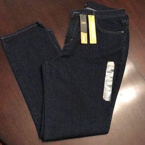New Women’s Lee Classic Straight Fit Jeans 16M